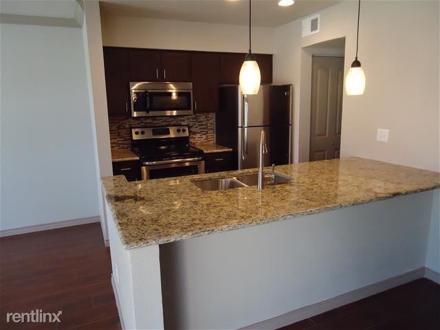 Building Photo - 1 br, 1.5 bath Condo - 2452 Highway 121 Fl...