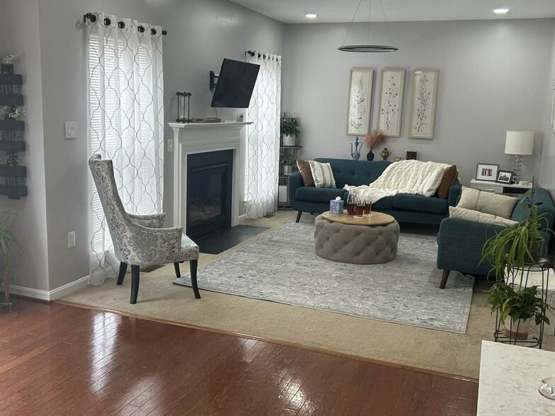 Living Room - 7 Azalea St