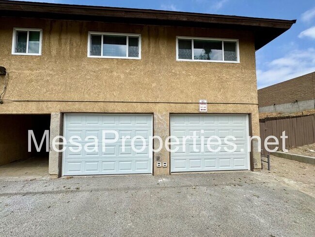 Building Photo - 1749 E Fairfield Ct