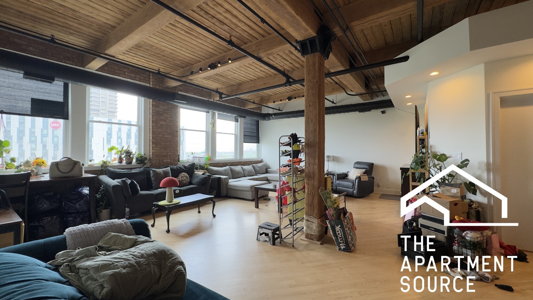 Building Photo - 411 S Sangamon St