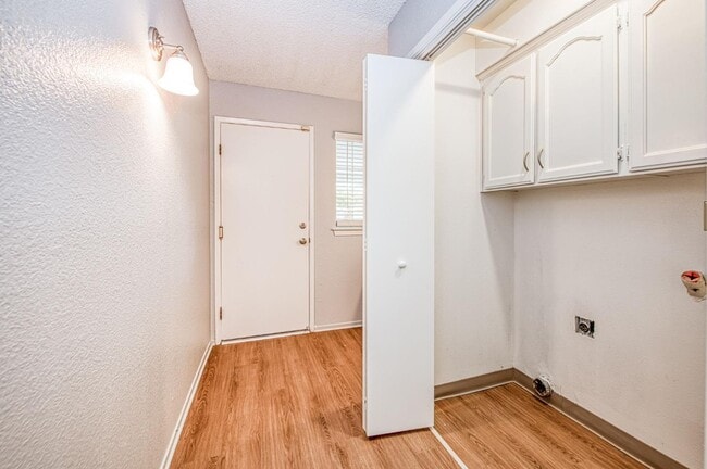 Building Photo - 6364 N Barcus Ave
