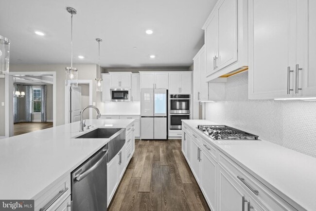 Building Photo - 7147 Starmount Ct