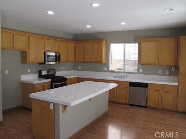 Building Photo - 5661 Knollside Way