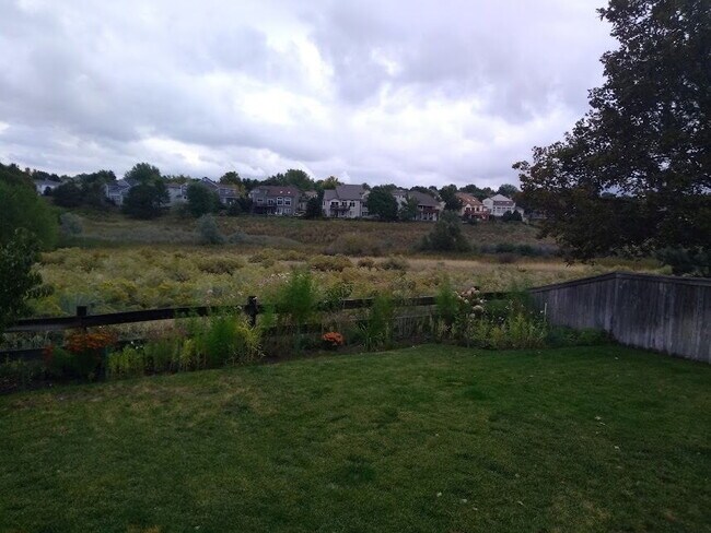 Building Photo - "COMING SOON" Spacious & Inviting Highland...