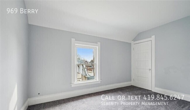 Building Photo - 969 Berry St