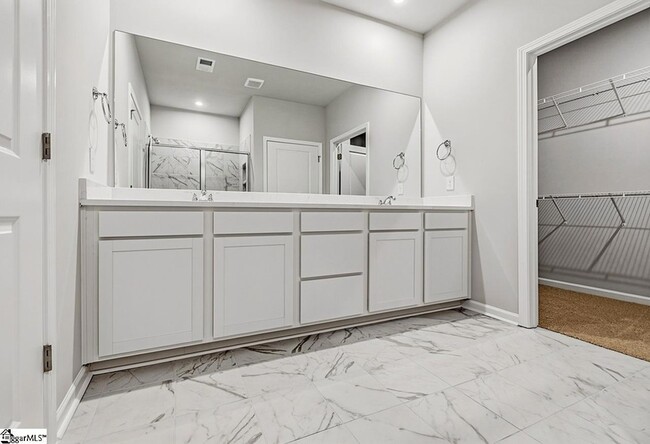Building Photo - 148 Herrick Pl