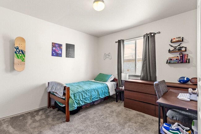 Building Photo - 5402 Birmingham Cir