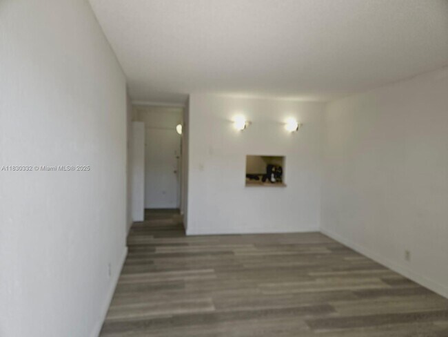 Building Photo - 4550 NW 9th St