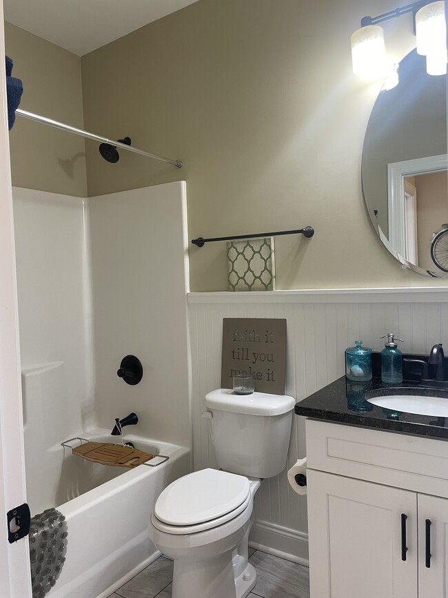 Building Photo - 715 Landrum Trl