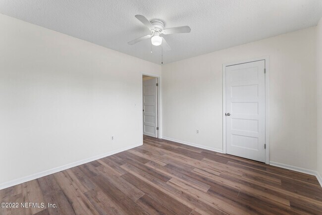 Building Photo - 2125 Florida Blvd