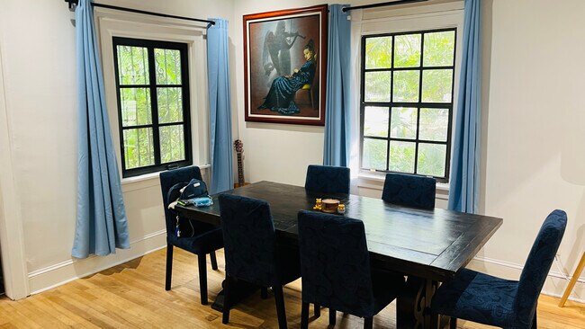 Dining Room - 407 Alhambra Cir