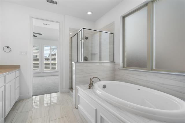 Building Photo - 4151 Silver Spur Dr