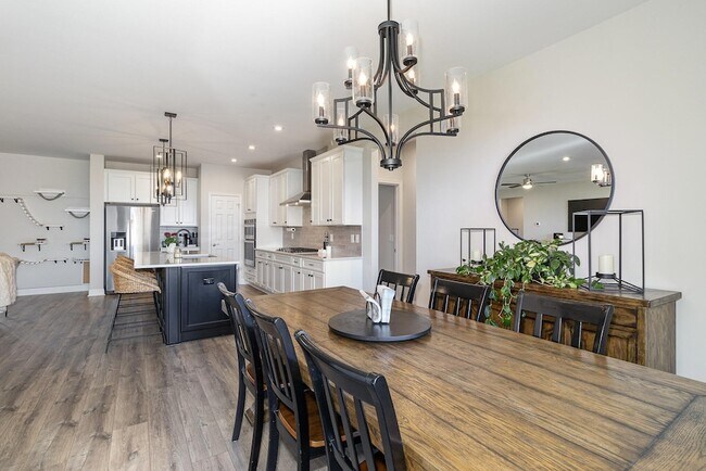 Building Photo - 1890 Williams Rd