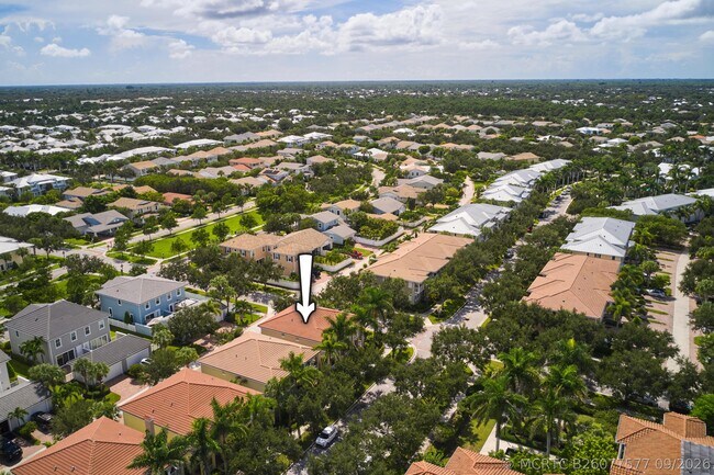 Building Photo - 1080 Community Dr