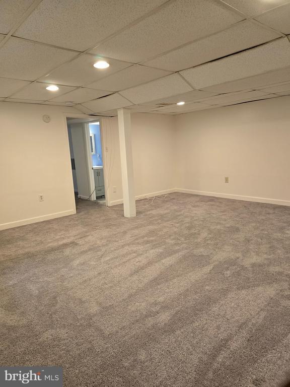 Building Photo - 10206 Farrar Ave