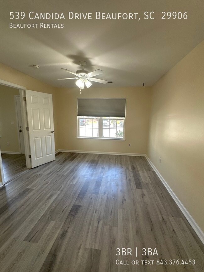Building Photo - 539 Candida Dr