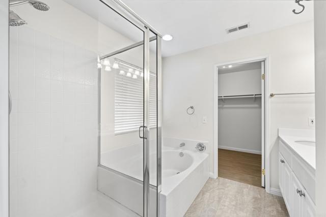 Building Photo - 1242 Via Contessa