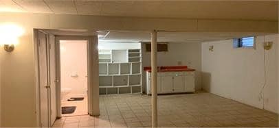 Building Photo - 623 Tiffany Dr