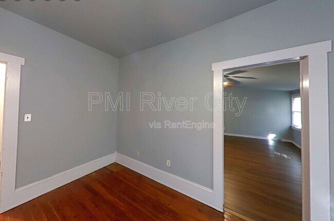 Building Photo - 453 Arlington Rd N