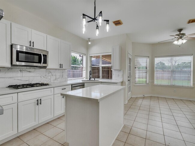 Building Photo - 4510 Chestnut Meadow Dr