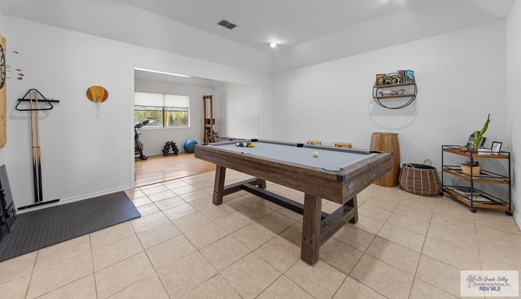 Building Photo - 4722 Beaver Pond Dr