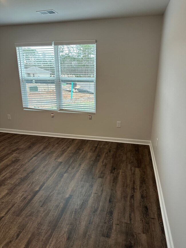 Building Photo - Coming Soon! Beautiful 3-Bedroom, 2-Bath Home in Deer Brook Crossing