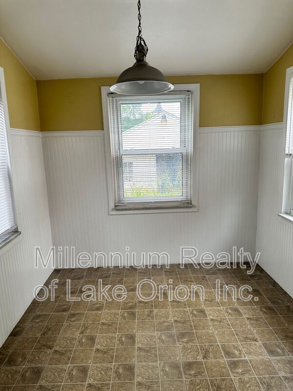 Building Photo - 2224 N Connecticut Ave