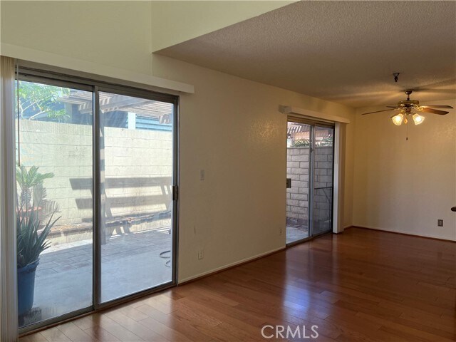 Building Photo - 5581 Crescent Ave
