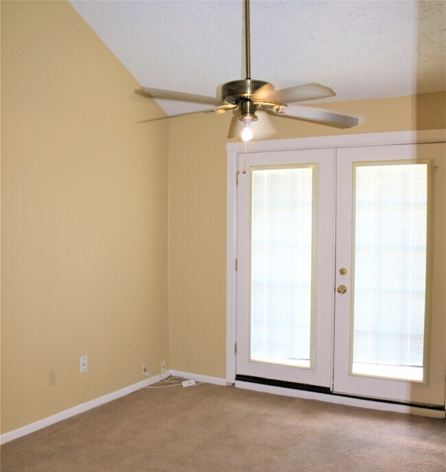 Building Photo - 8846 N Rylander Cir