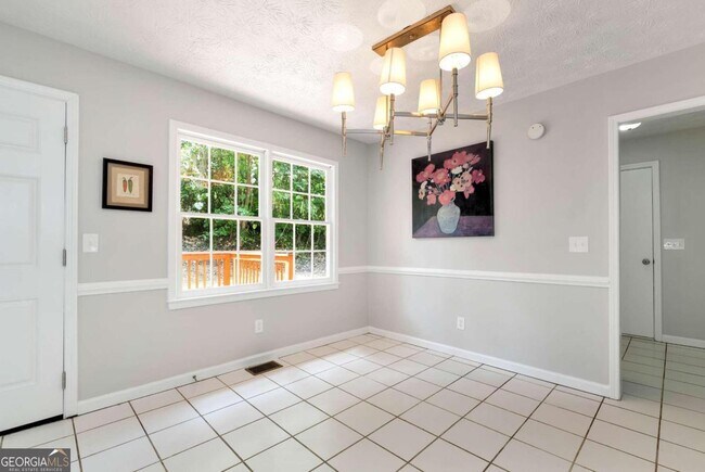 Building Photo - 3860 Maple Wood Trail