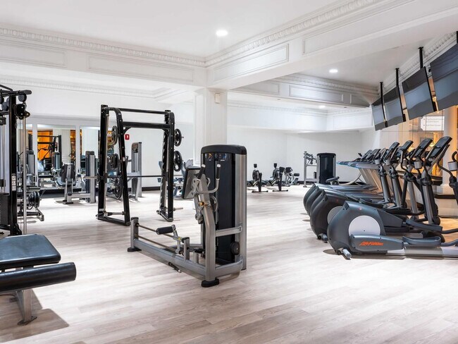 Building Photo - 848 Pacific Ave