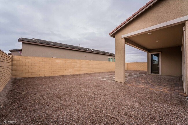 Building Photo - 533 Cadence Vista Dr