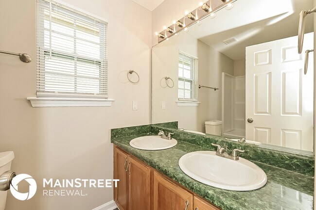 Building Photo - 2811 Amerson Way