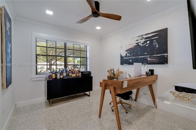 Building Photo - 16102 SW 98th Ave