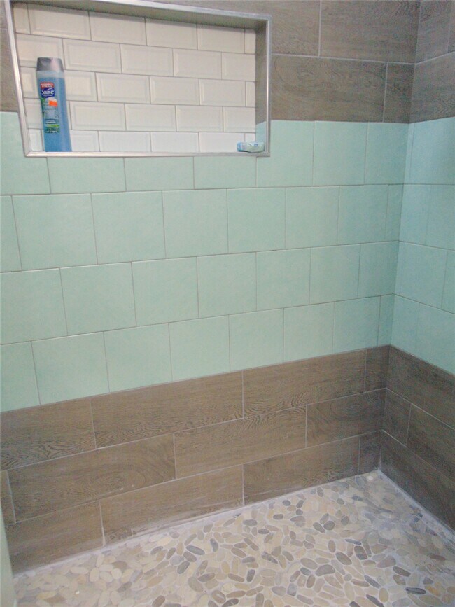 Building Photo - 3420 Avenue R