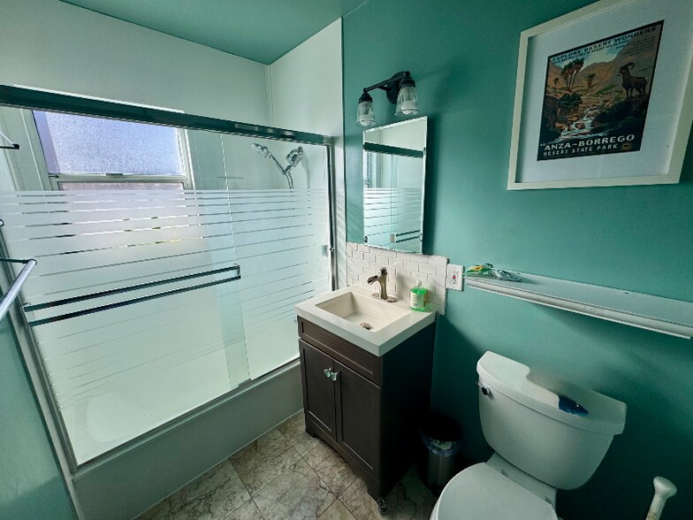 Building Photo - 3806 69th St