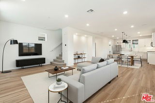 Building Photo - 725 Daniel Freeman Cir