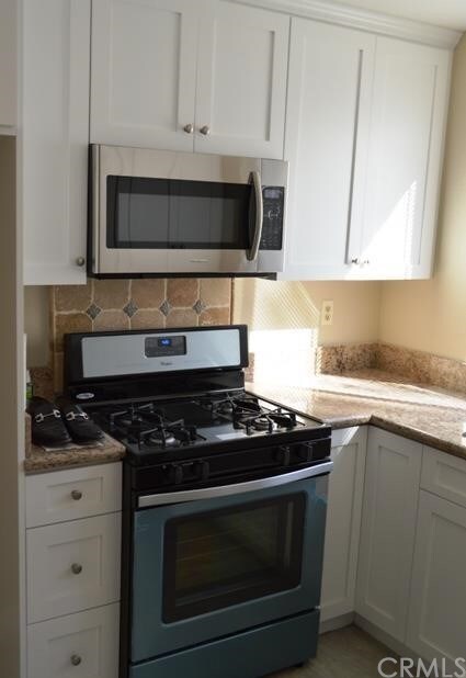 Building Photo - 119 Goldenrod