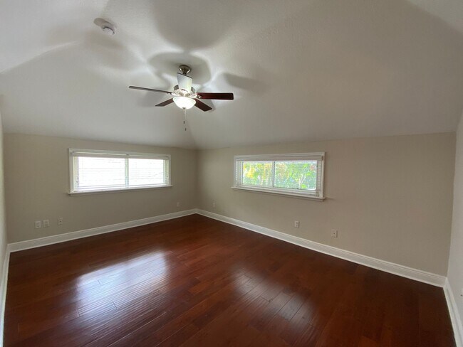 Building Photo - Charming 3 Bed, 3 Bath Home in Lake Davis/...