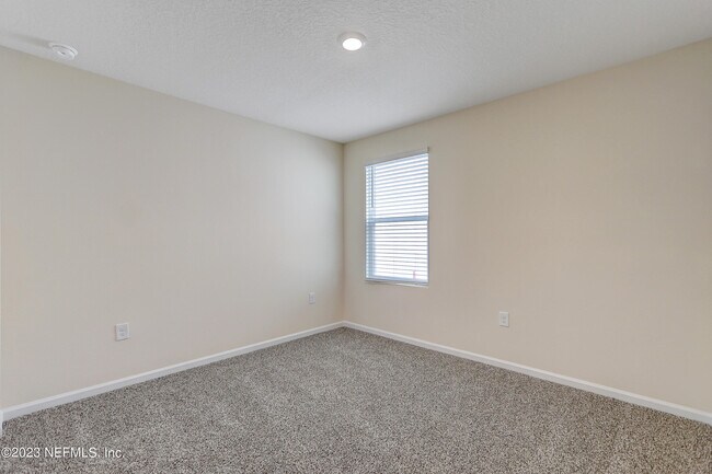 Building Photo - 3307 Lawton Pl