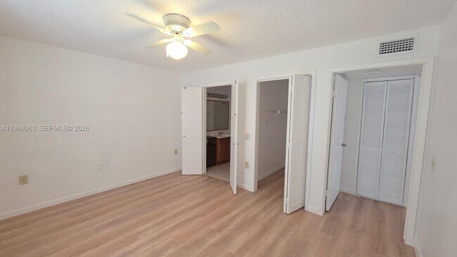 Building Photo - 15051 SW 103rd Ln
