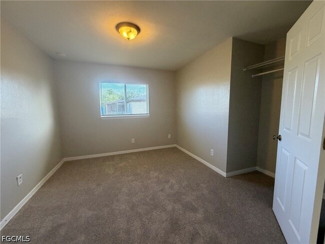 Building Photo - 704 Gilbert Ave S