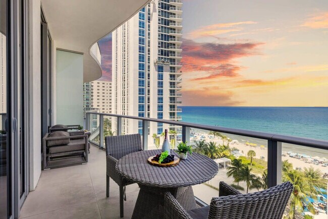 Building Photo - 4111 S Ocean Dr