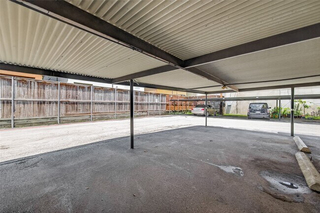 Building Photo - 7714 Renwick Dr
