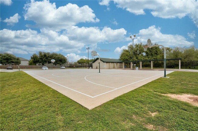 Building Photo - 3514 Batson Dr