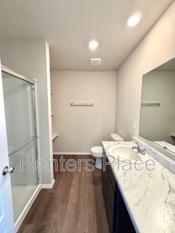 Building Photo - 1112 Raven Dr