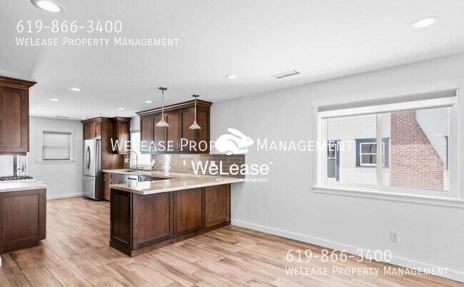 Building Photo - 942 Rosecrans-Main Home