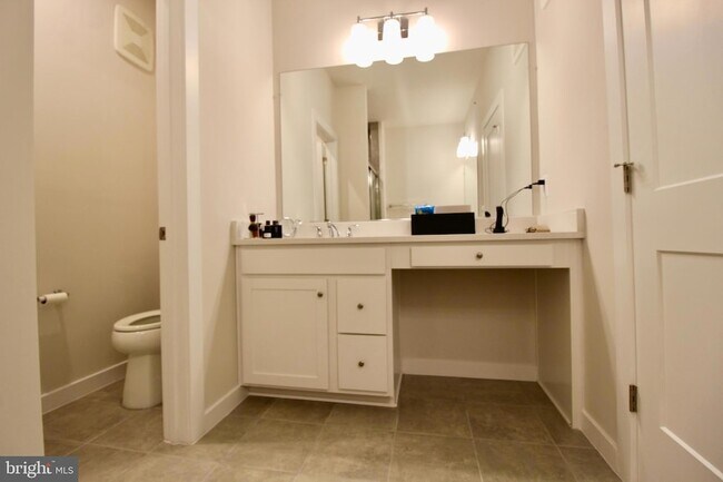 Building Photo - 4619 Olivine Dr