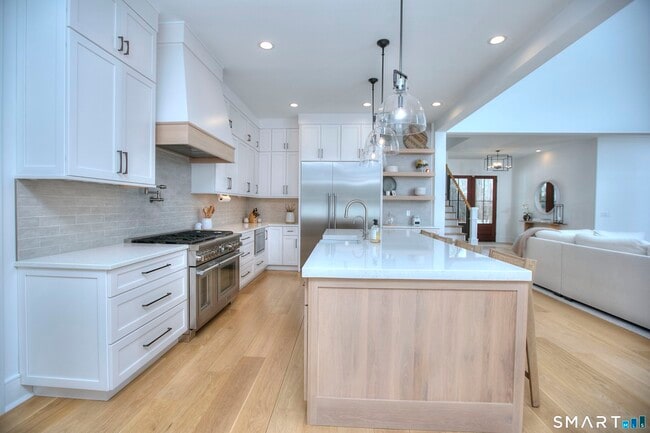 Building Photo - 32 Ridge Rd