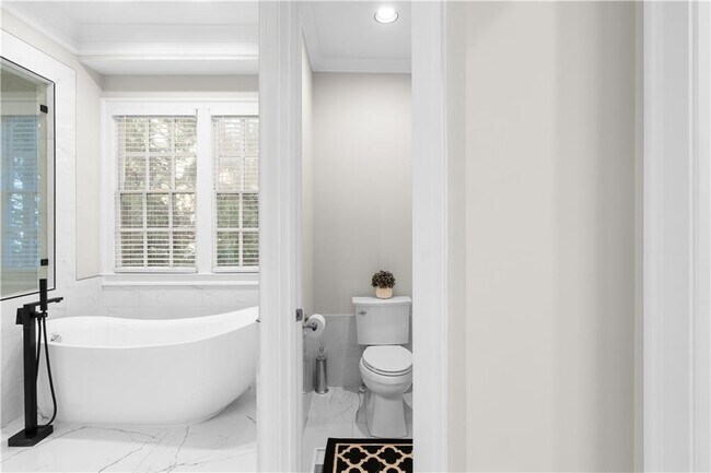 Building Photo - 980 Fenimore Cir